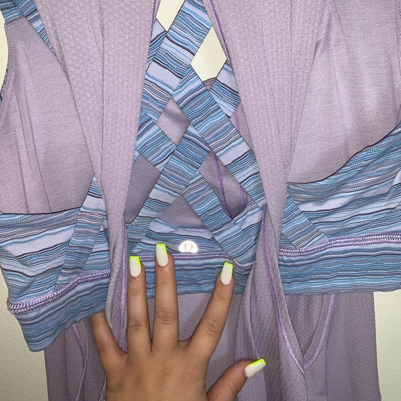 Lululemon Tank with Built in Bra - Picture 1 of 6
